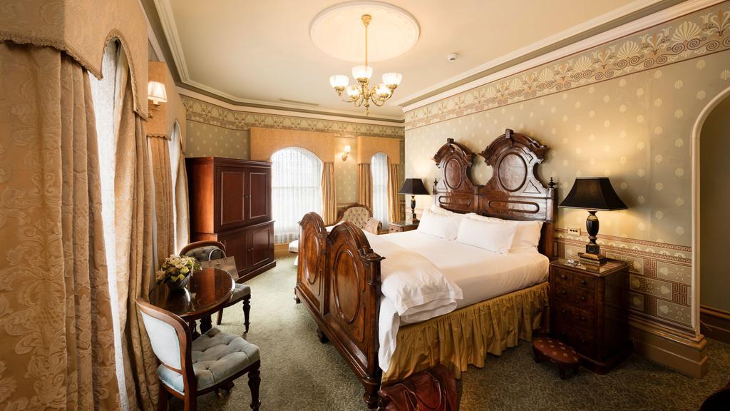 Craig'S Royal Hotel Ballarat Exteriér fotografie A bedroom at the Hotel St. George