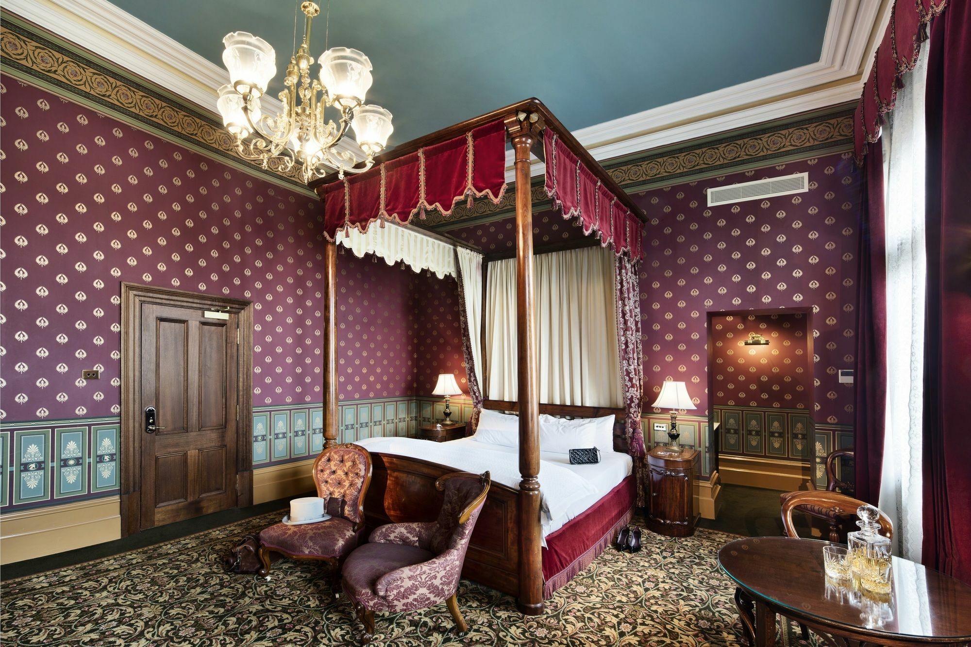 Craig'S Royal Hotel Ballarat Exteriér fotografie A suite at the hotel