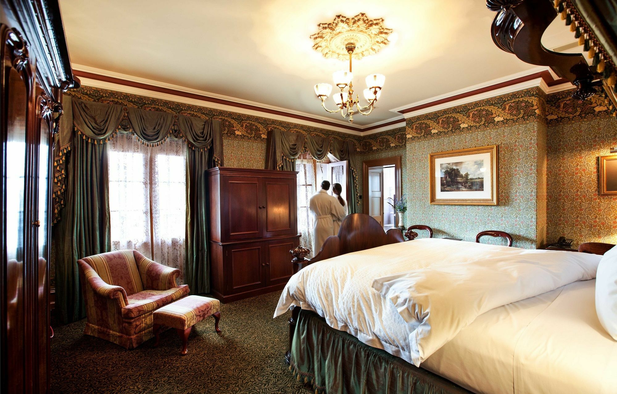 Craig'S Royal Hotel Ballarat Exteriér fotografie A guest room at the Hotel de Ville