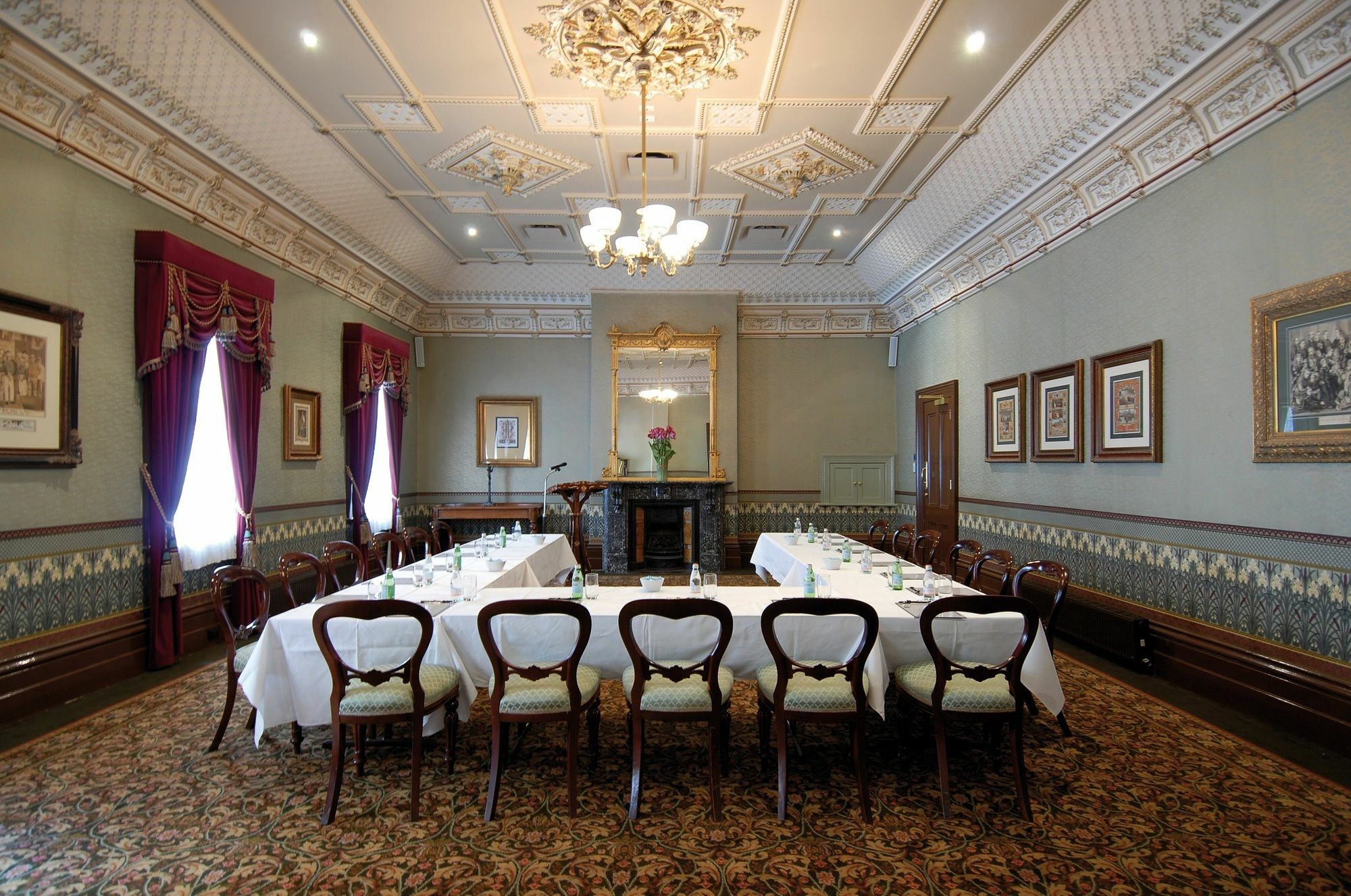 Craig'S Royal Hotel Ballarat Exteriér fotografie The Boardroom
